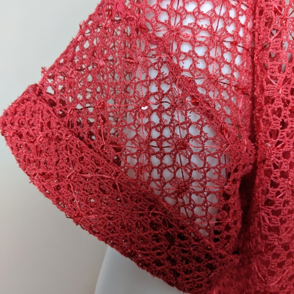 Elementz red crochet sequin shell top & tank XL - Picture 2 of 8